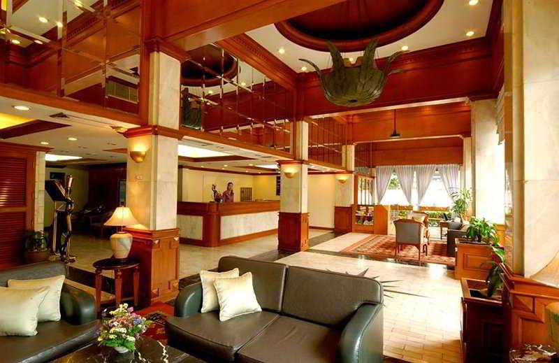 Down Town Inn, Chiang Mai Extérieur photo